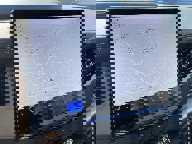 New 2024 Ford Expedition XLT image 15