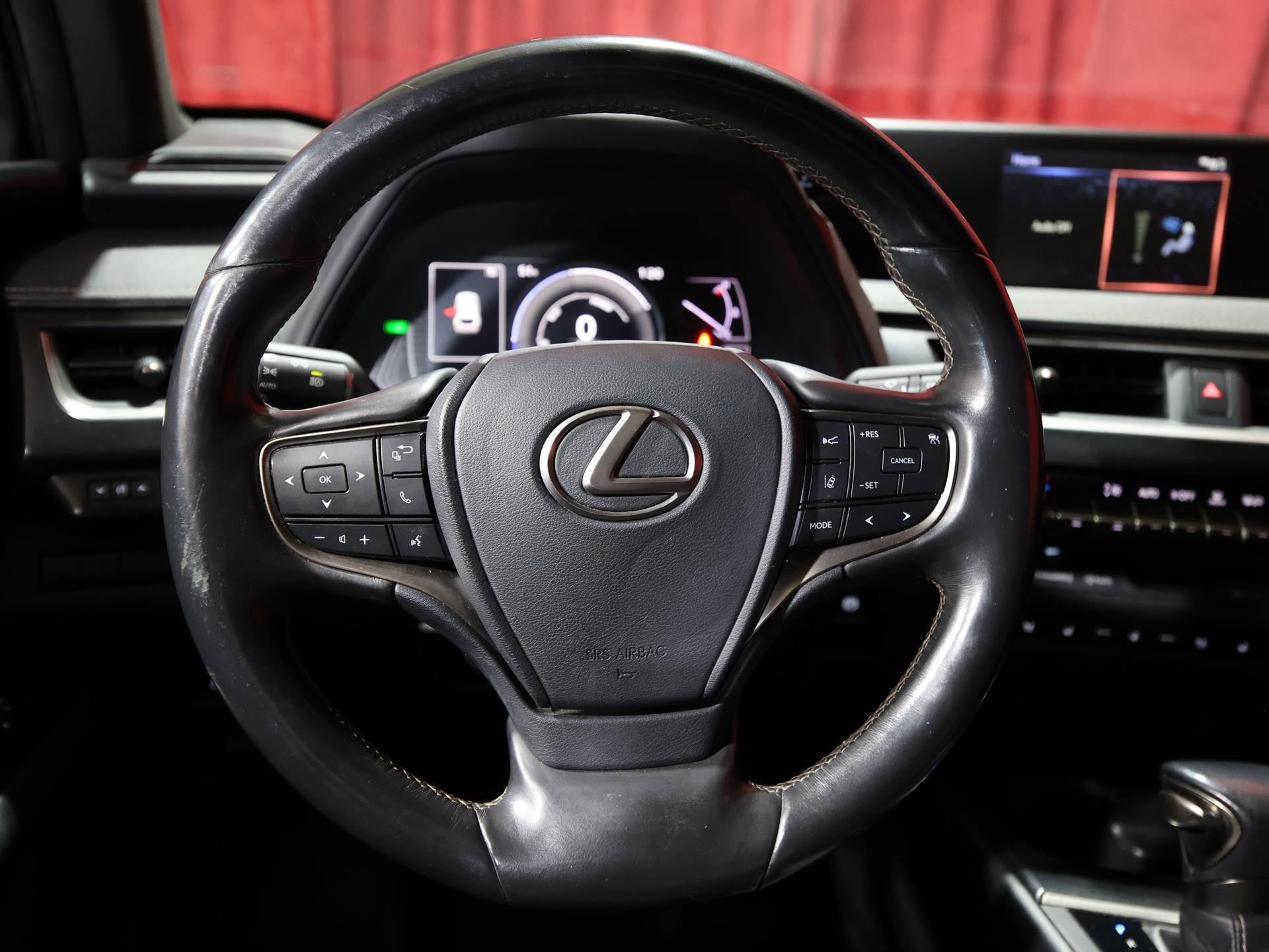 Used 2019 Lexus UX 250h w/ Premium Package AWD/4WD image 16