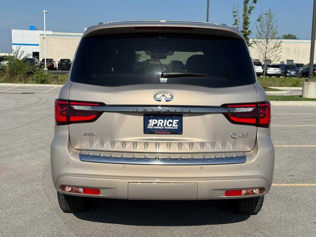 Used 2024 INFINITI QX80 Sensory AWD/4WD image 5