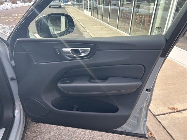 Certified 2025 Volvo XC60 B5 Plus image 14