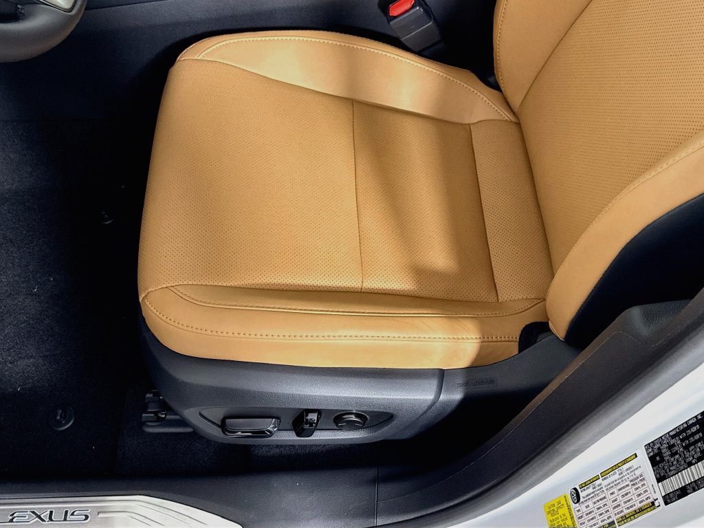 New 2026 Lexus RX 350 FWD image 21