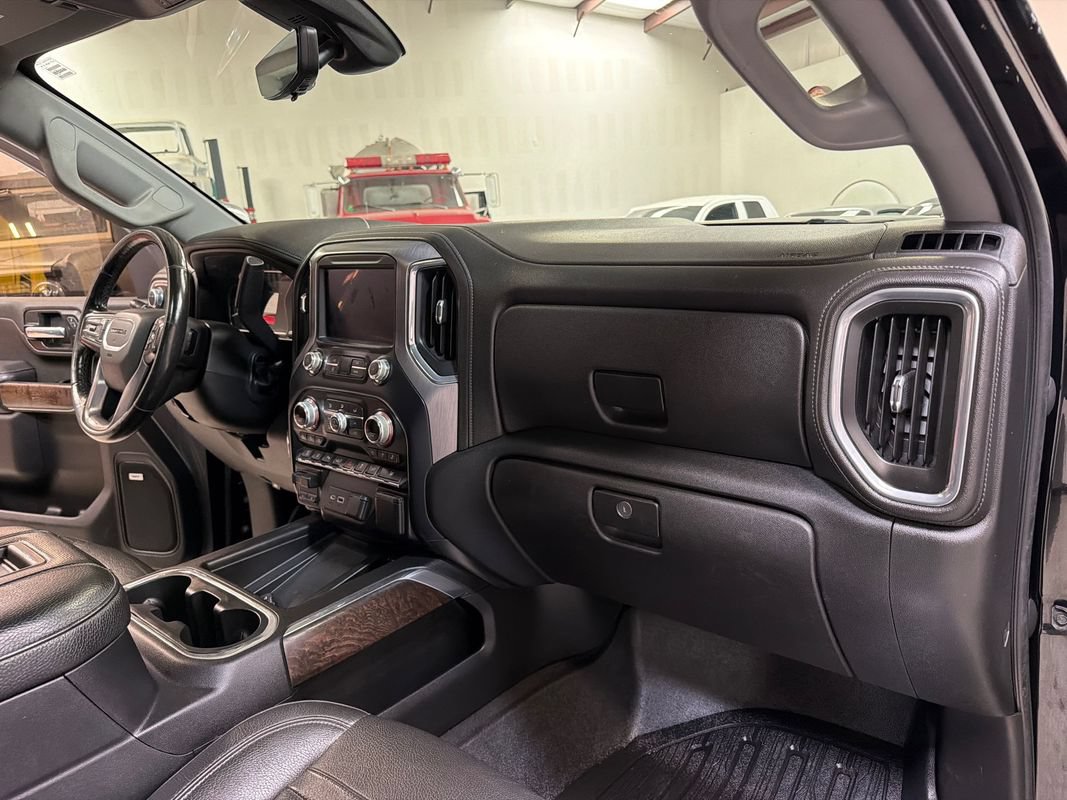 Used 2020 GMC Sierra 3500 Denali w/ Denali Ultimate Package AWD/4WD image 39