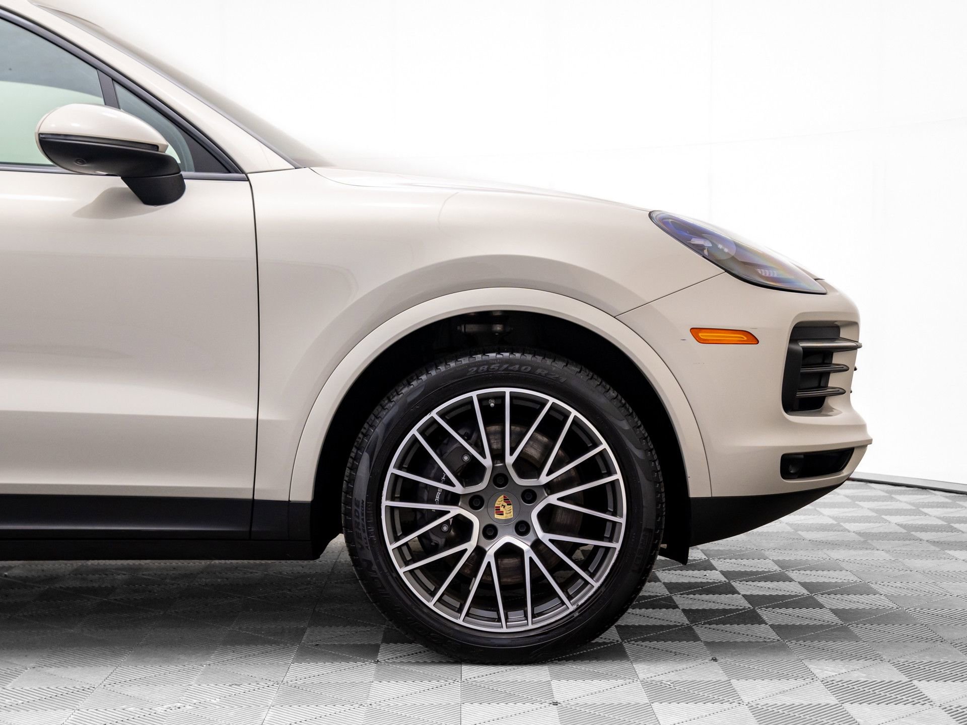 Certified 2023 Porsche Cayenne image 32