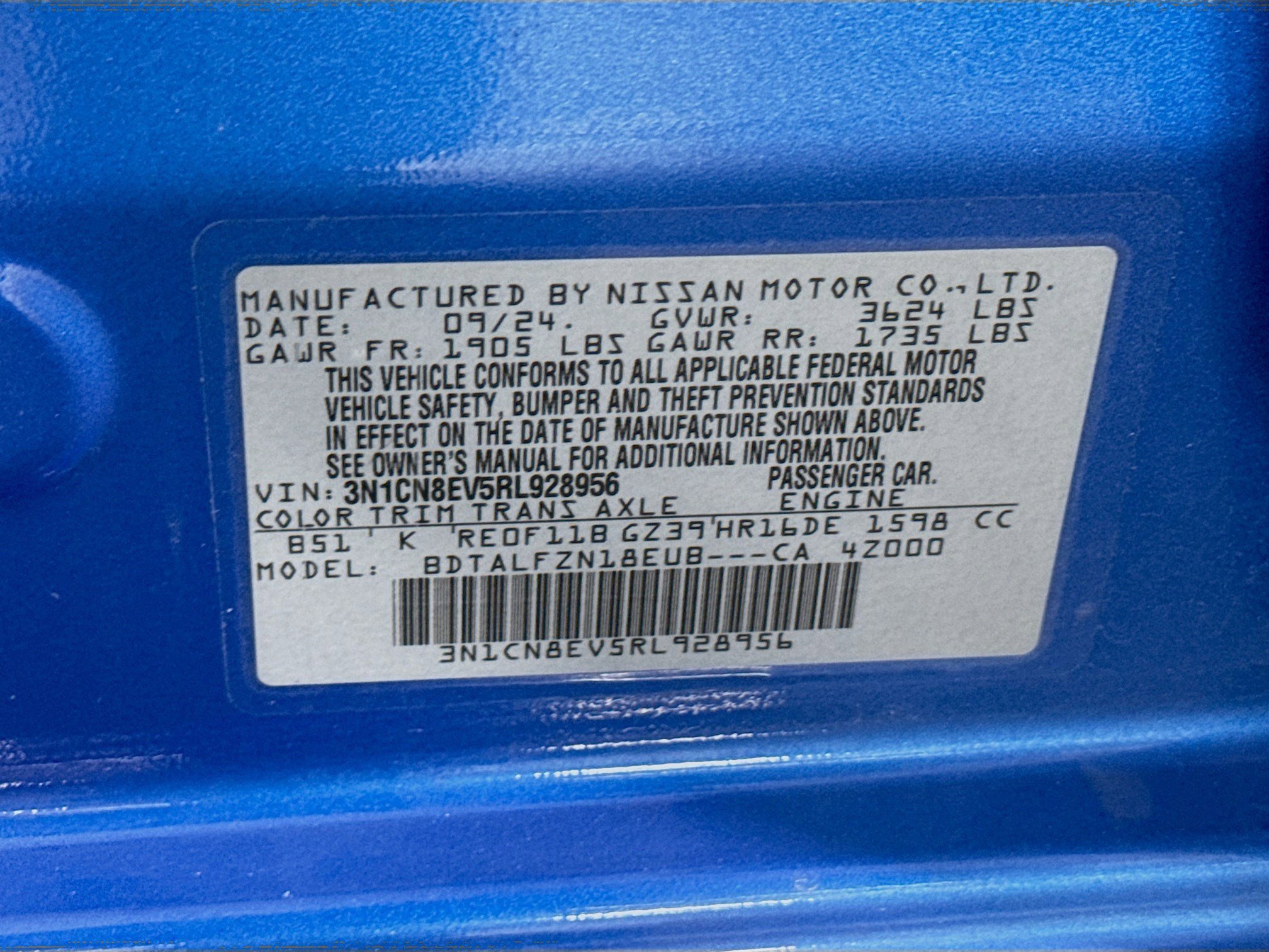 Used 2024 Nissan Versa SV w/ Trunk Package image 40