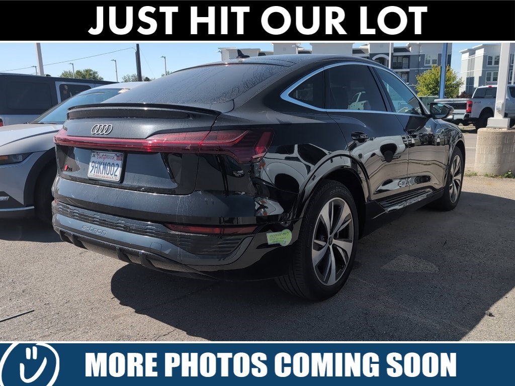 Used 2024 Audi Q8 e-tron Premium AWD/4WD image 5
