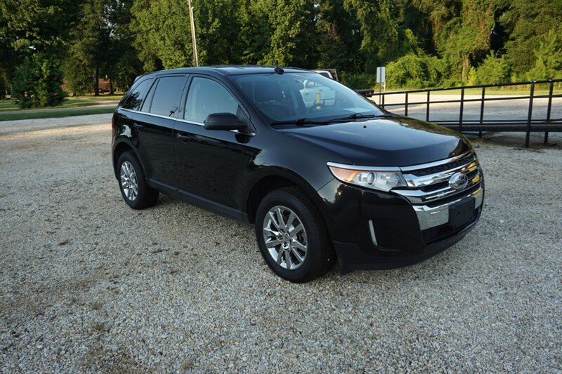 Used 2012 Ford Edge Limited w/ Driver Entry Pkg FWD image 2