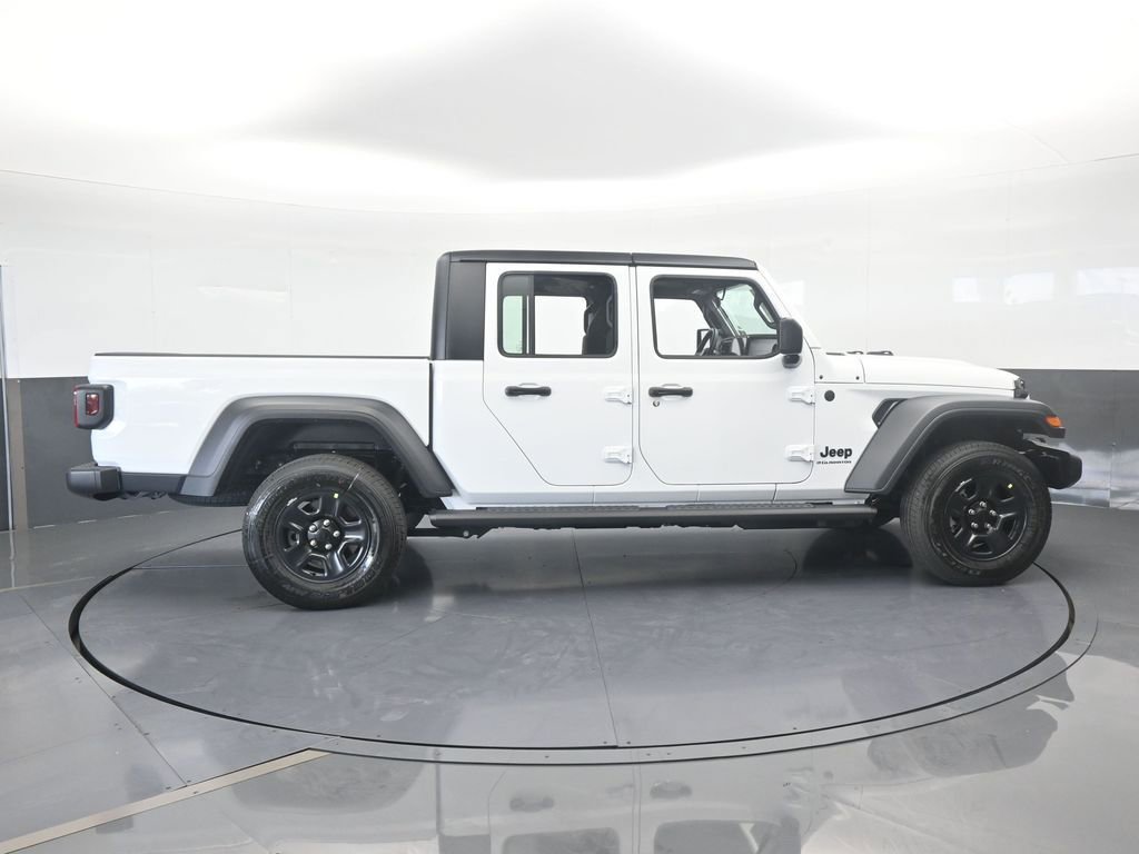 New 2026 Jeep Gladiator Sport AWD/4WD image 7