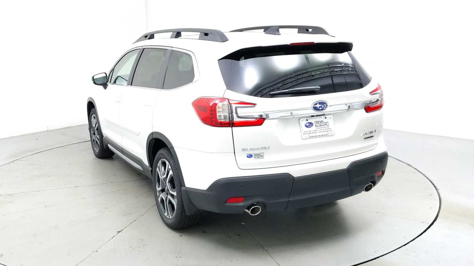 New 2025 Subaru Ascent Limited image 8
