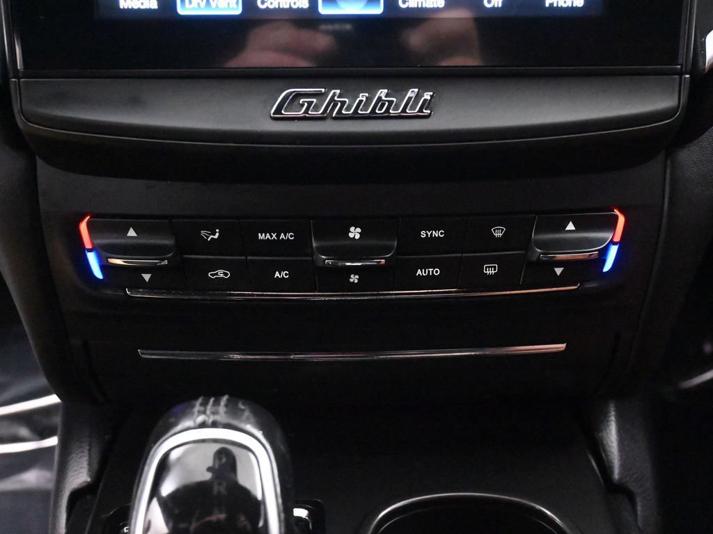 Used 2017 Maserati Ghibli RWD image 31