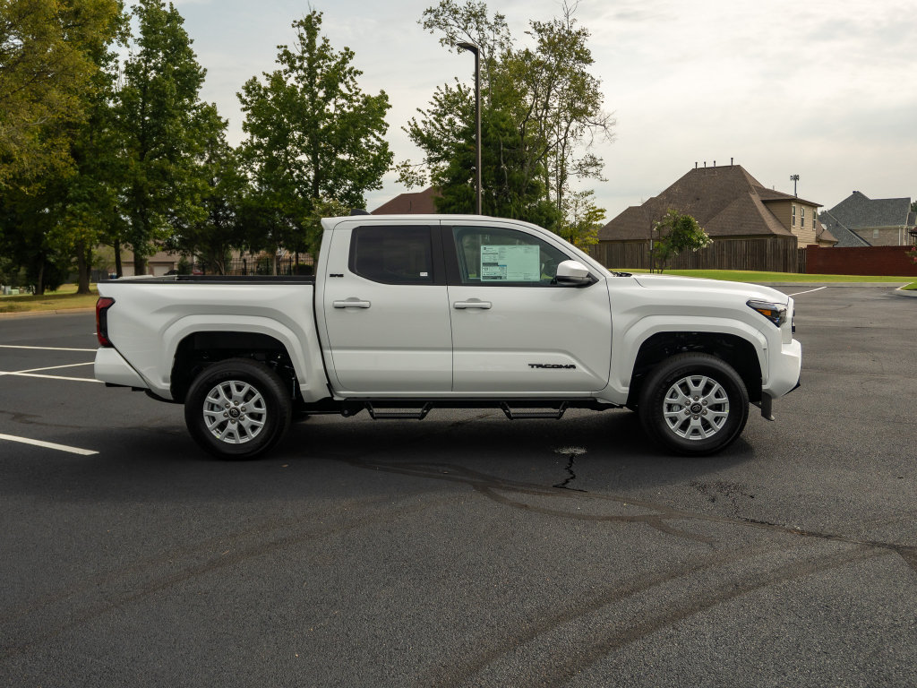 New 2026 Toyota Tacoma SR5 RWD image 4