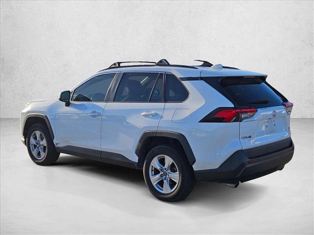 Used 2020 Toyota RAV4 XLE image 4