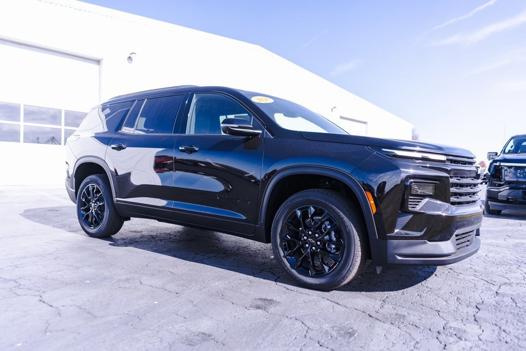 New 2026 Chevrolet Traverse LT w/ Midnight/Sport Edition