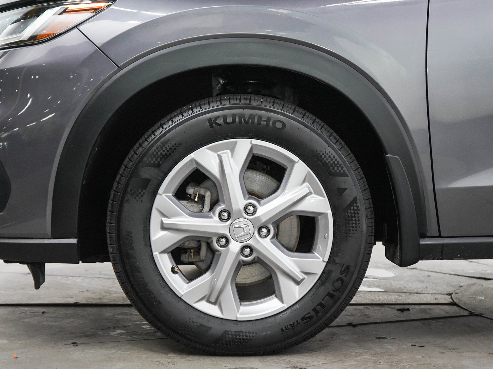 Used 2024 Honda HR-V LX image 29