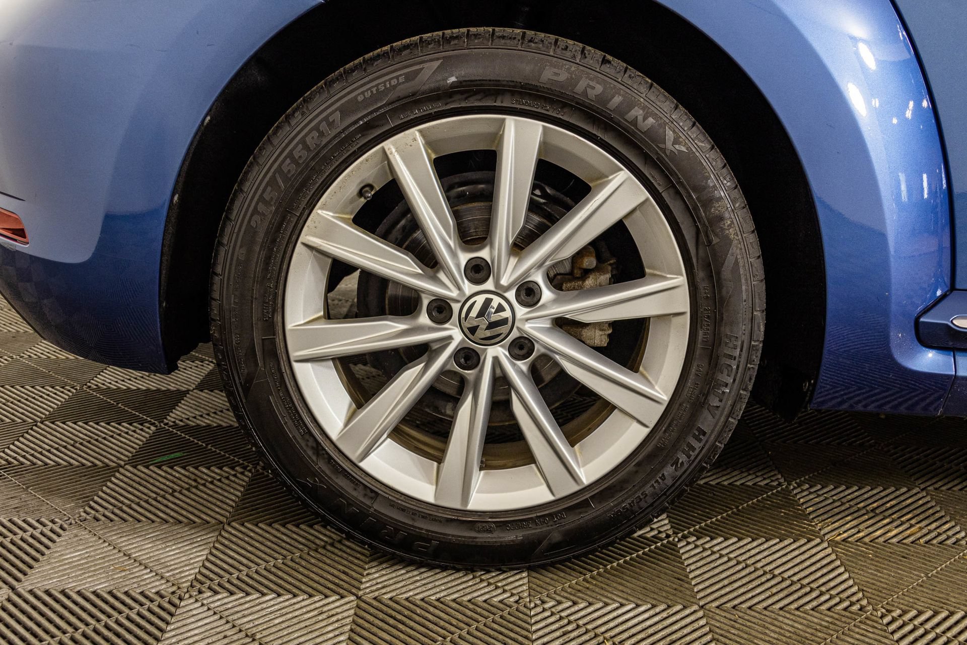 Used 2017 Volkswagen Beetle 1.8T SE FWD image 46