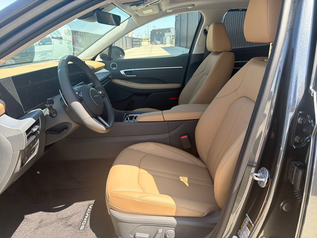 New 2026 Hyundai Sonata Limited FWD image 15