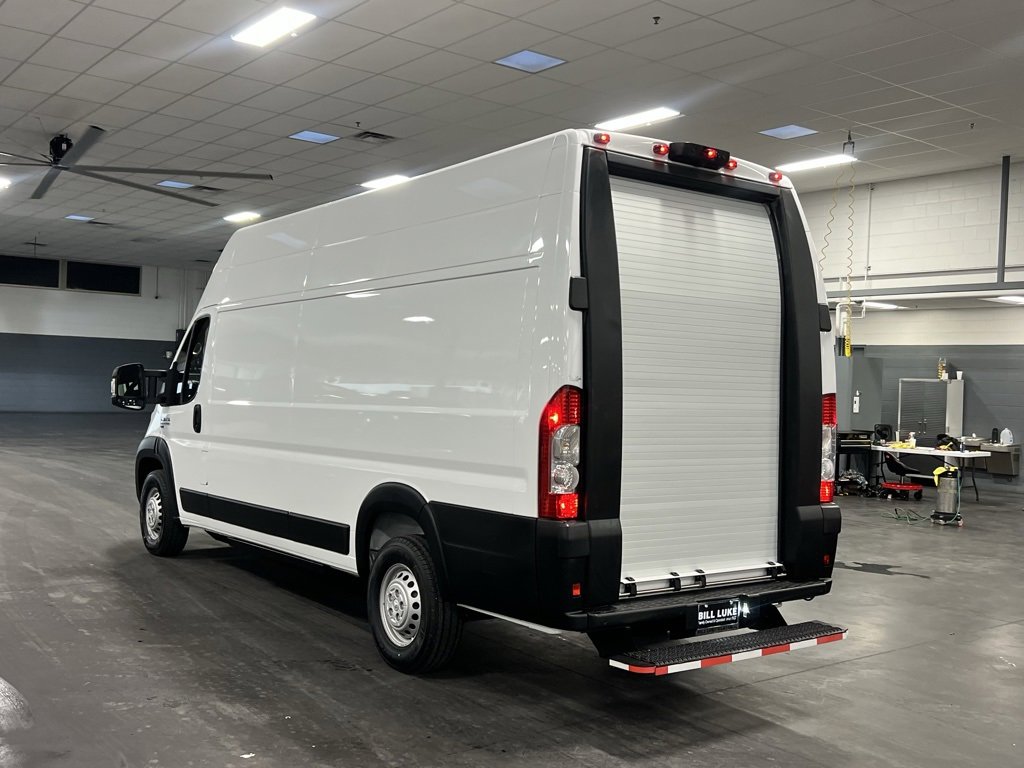 Used 2024 RAM ProMaster 3500 w/ Delivery Van Package image 10