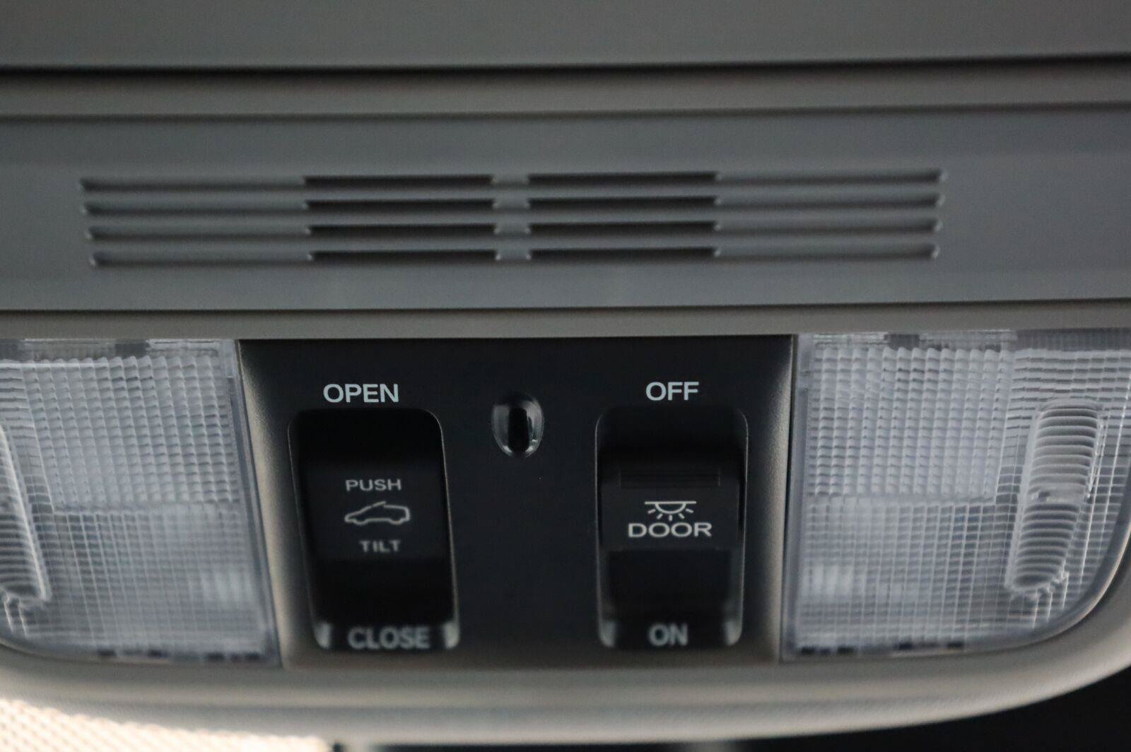 Used 2018 Honda Odyssey EX-L image 37