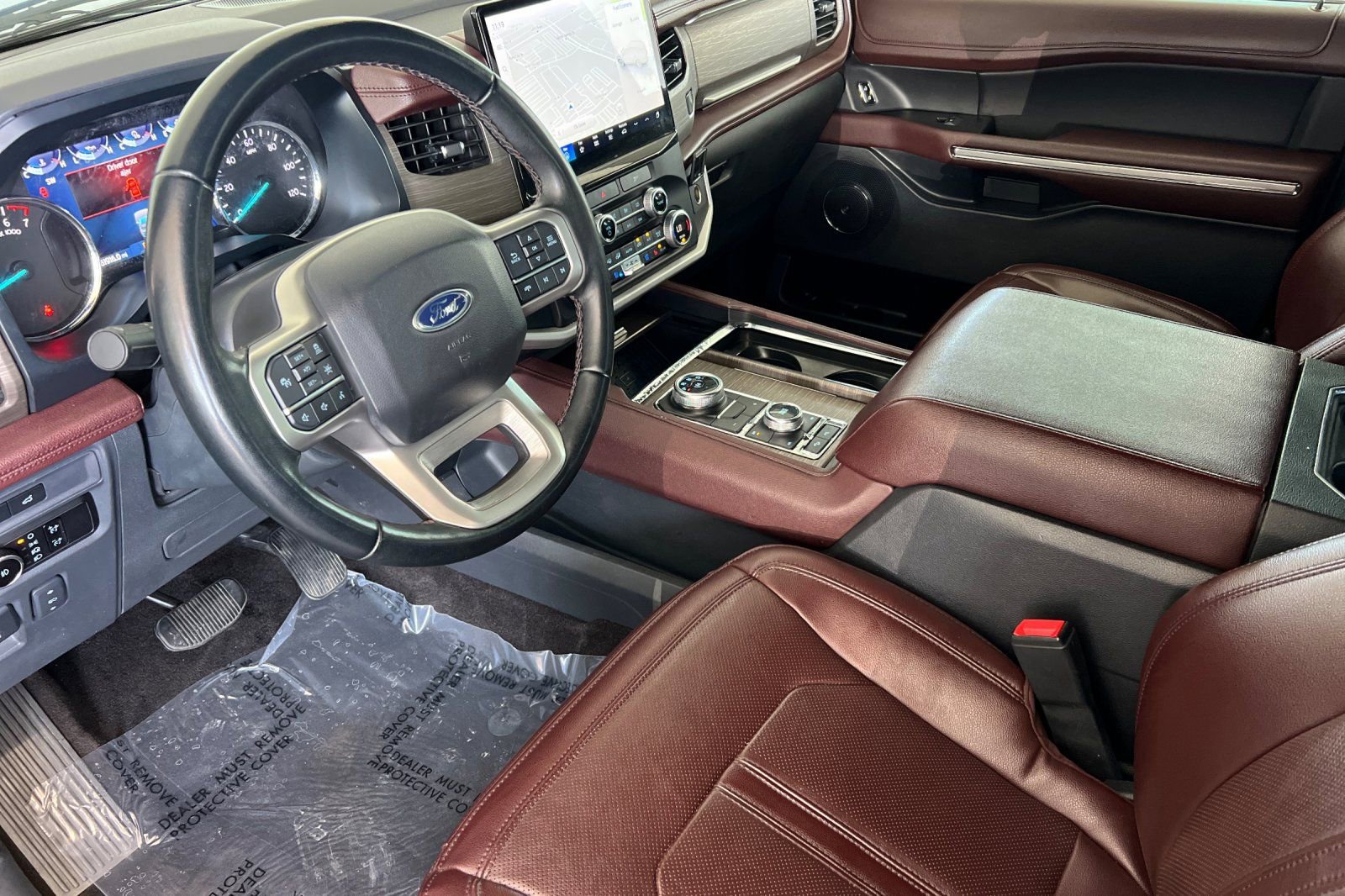 Used 2023 Ford Expedition Limited image 9