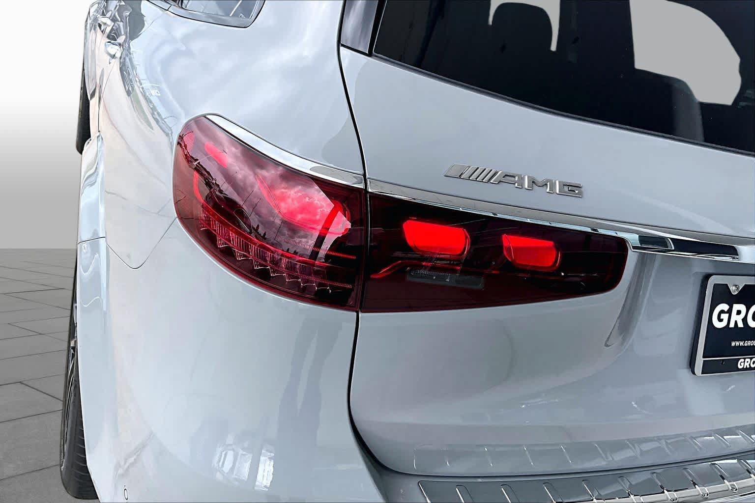 Used 2025 Mercedes-Benz GLS 63 AMG 4MATIC image 25