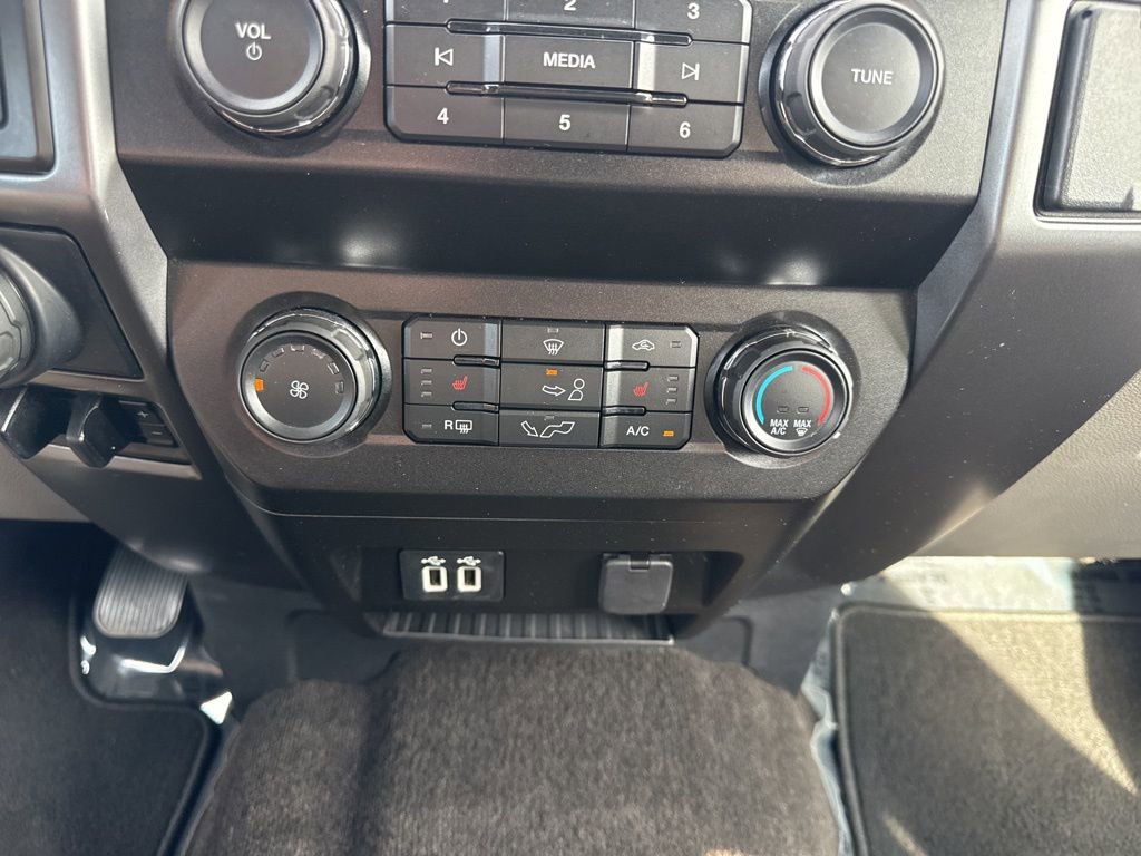 Used 2019 Ford F150 XLT w/ Equipment Group 302A Luxury image 18
