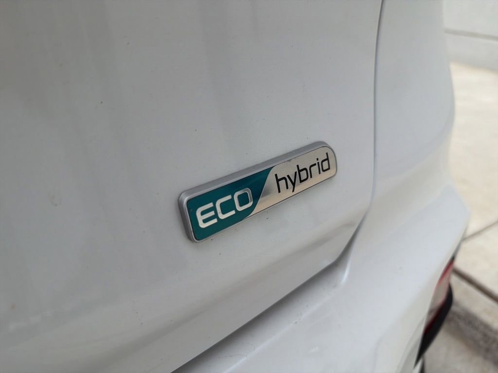 Used 2022 Kia Niro EX Premium FWD image 4