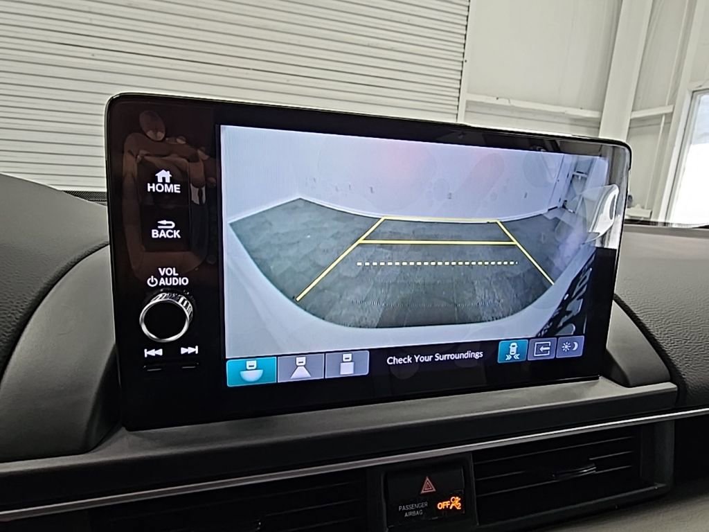 New 2025 Honda Pilot Touring image 19