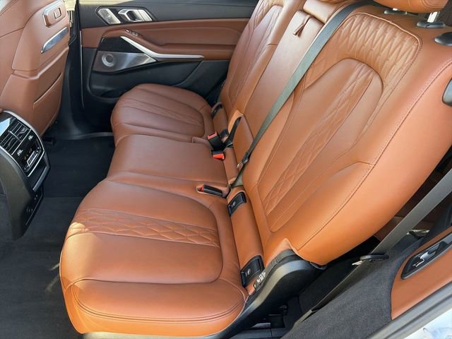 Used 2024 BMW X7 M60i w/ Executive Package image 18