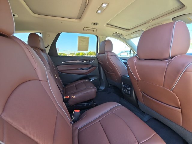 Used 2021 Buick Enclave Avenir w/ Avenir Technology Package FWD image 27
