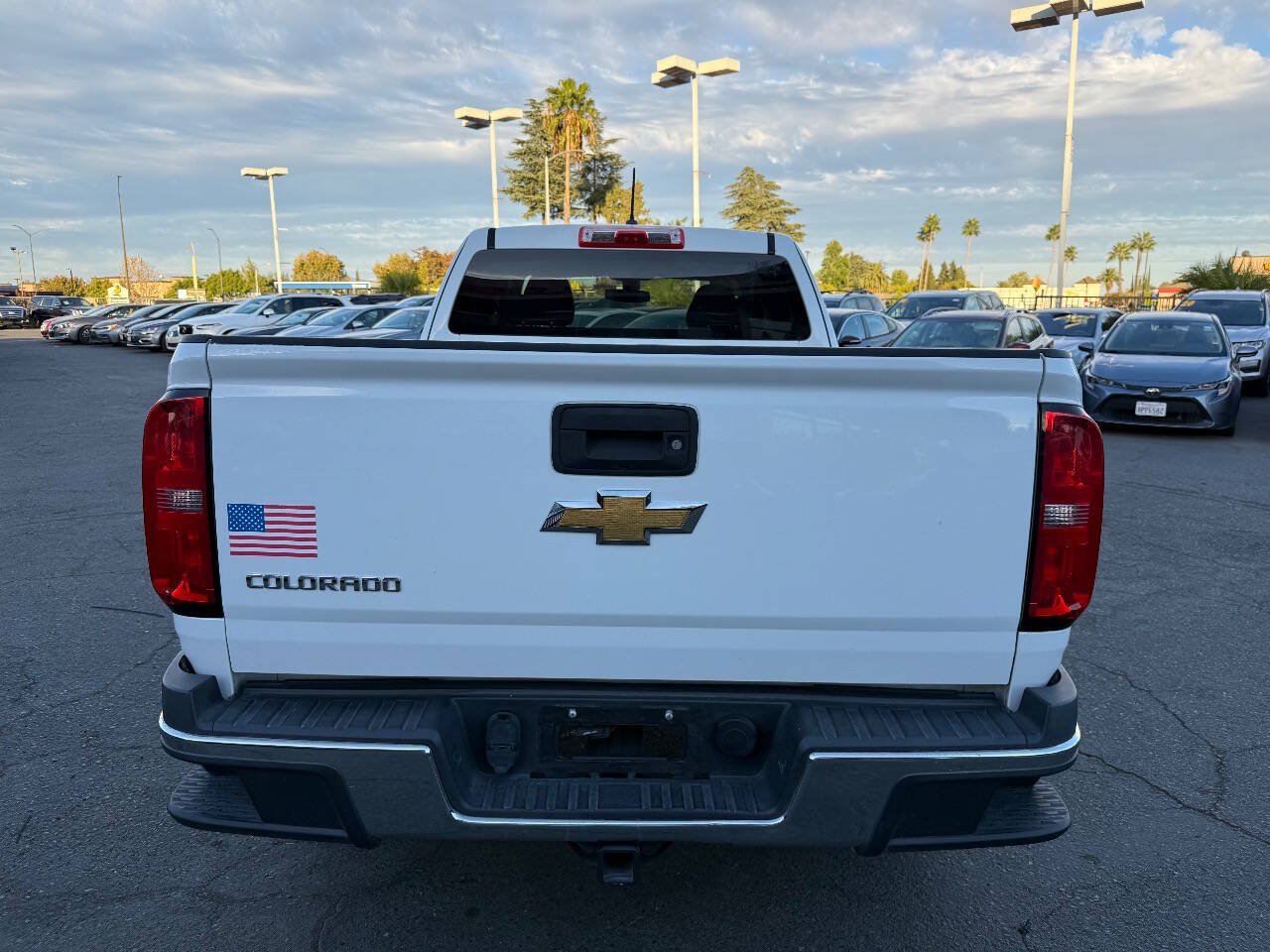 Used 2015 Chevrolet Colorado W/T w/ WT Convenience Package RWD image 7