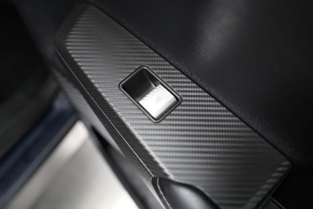 Used 2023 Mitsubishi Outlander SE image 68