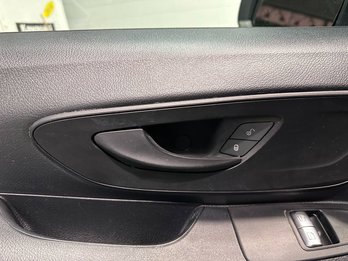 Used 2021 Mercedes-Benz Metris w/ Driver Efficiency Package image 20