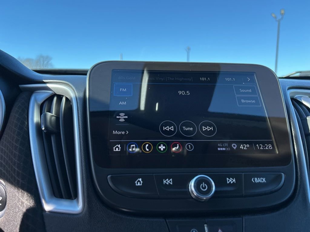 Used 2025 Chevrolet Malibu LT image 21