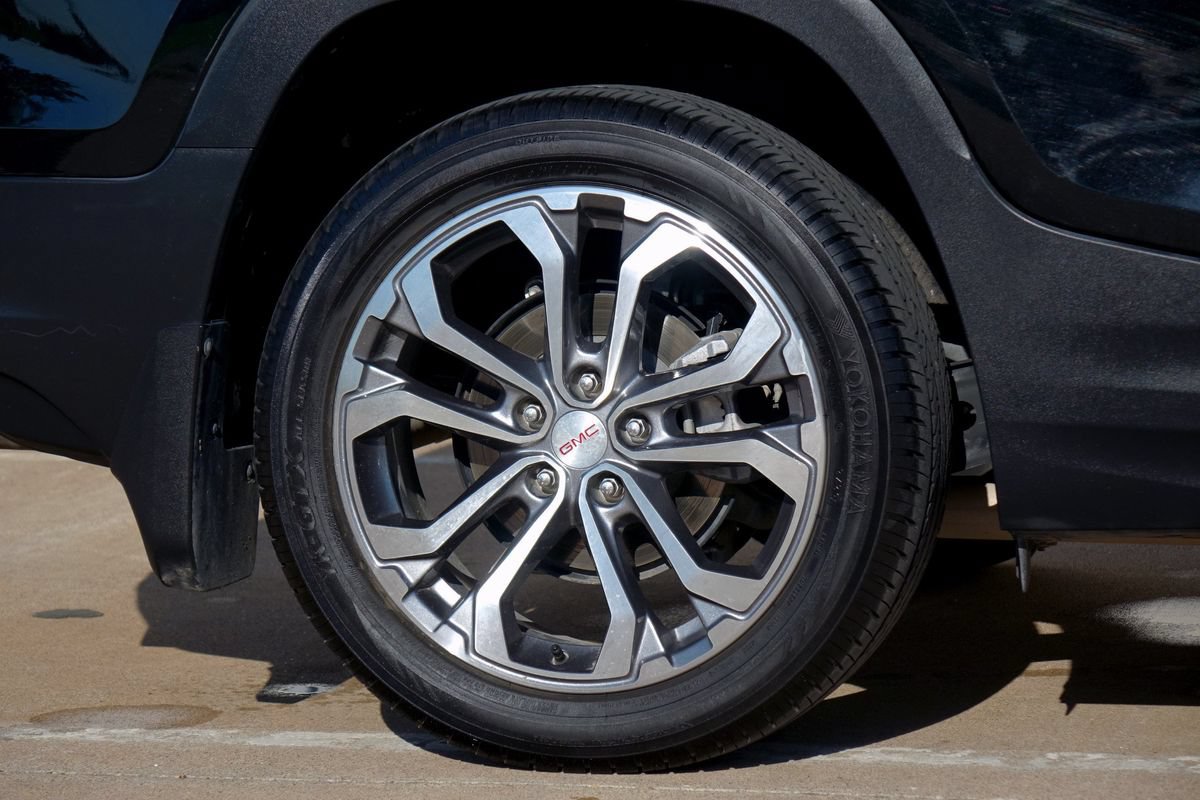 Used 2020 GMC Terrain SLT w/ Preferred Package FWD image 28
