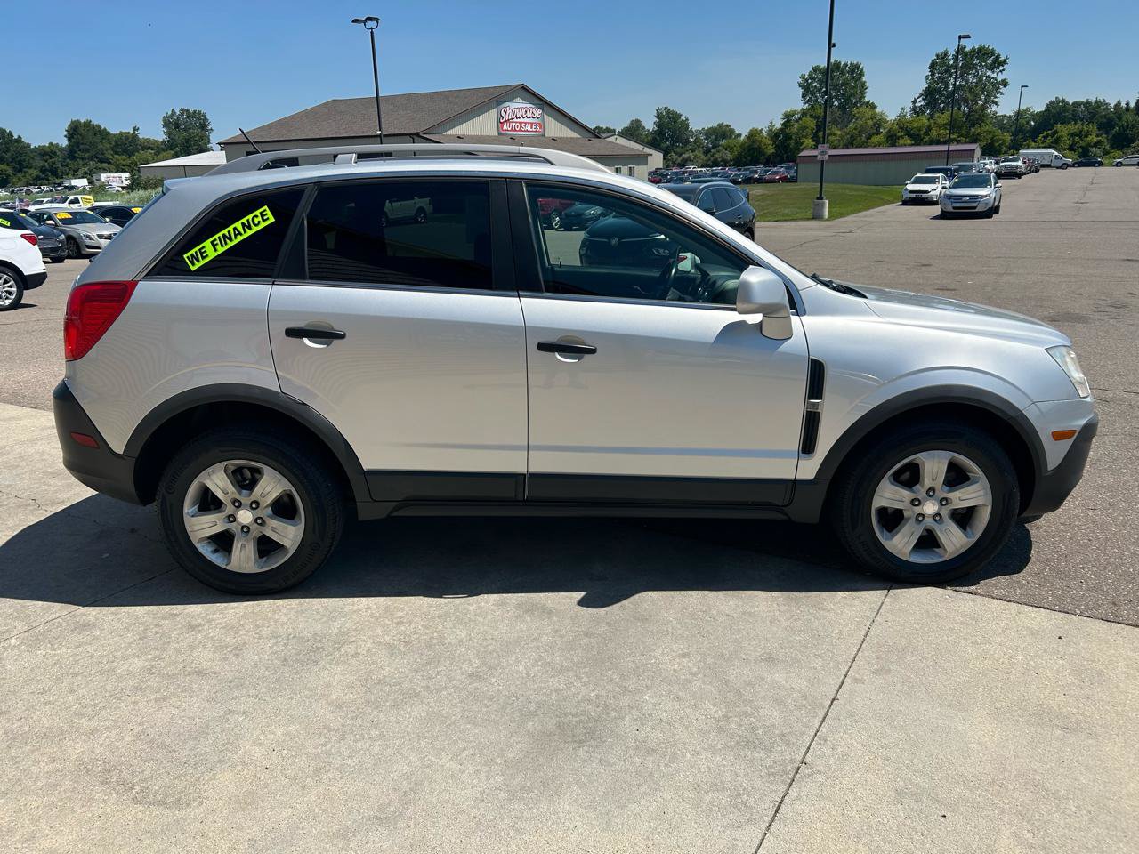 Used 2013 Chevrolet Captiva Sport LS FWD image 4