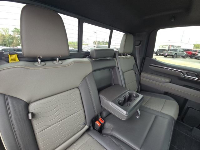 Used 2022 Chevrolet Silverado 1500 ZR2 w/ Technology Package AWD/4WD image 16
