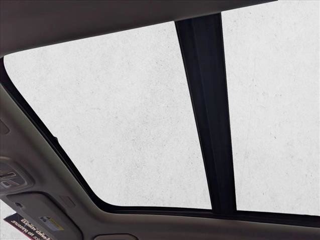 Used 2025 Volvo V60 B5 Cross Country Plus image 16