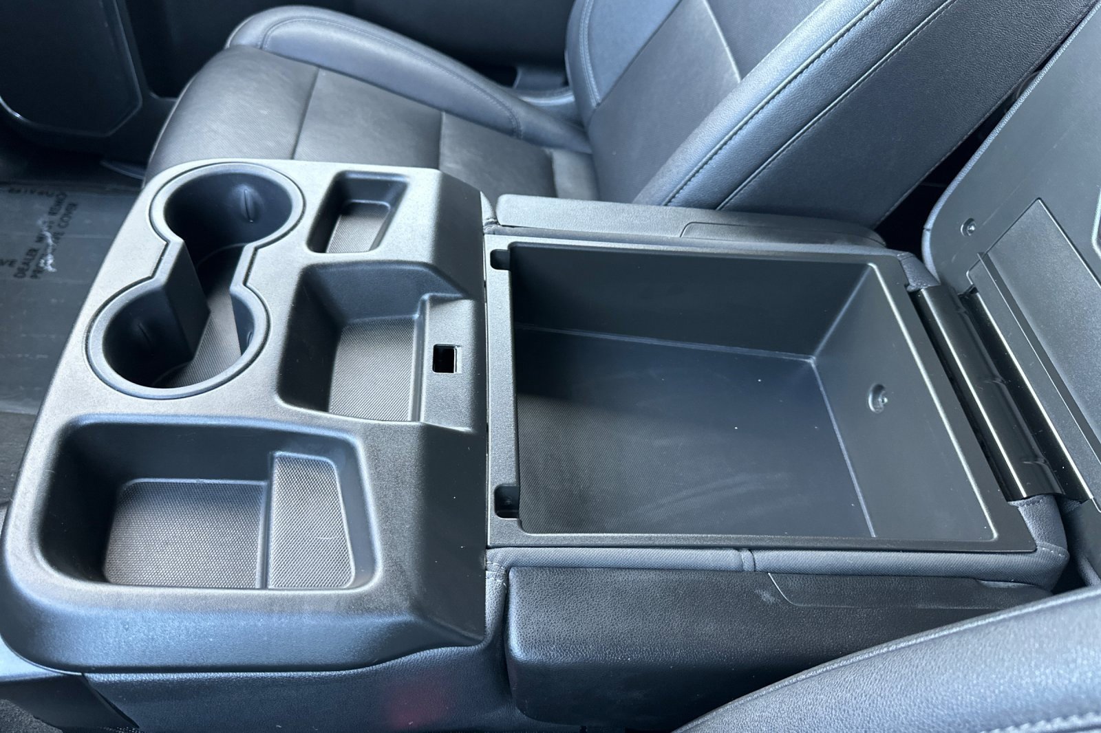 Used 2024 GMC Sierra 1500 SLT image 30