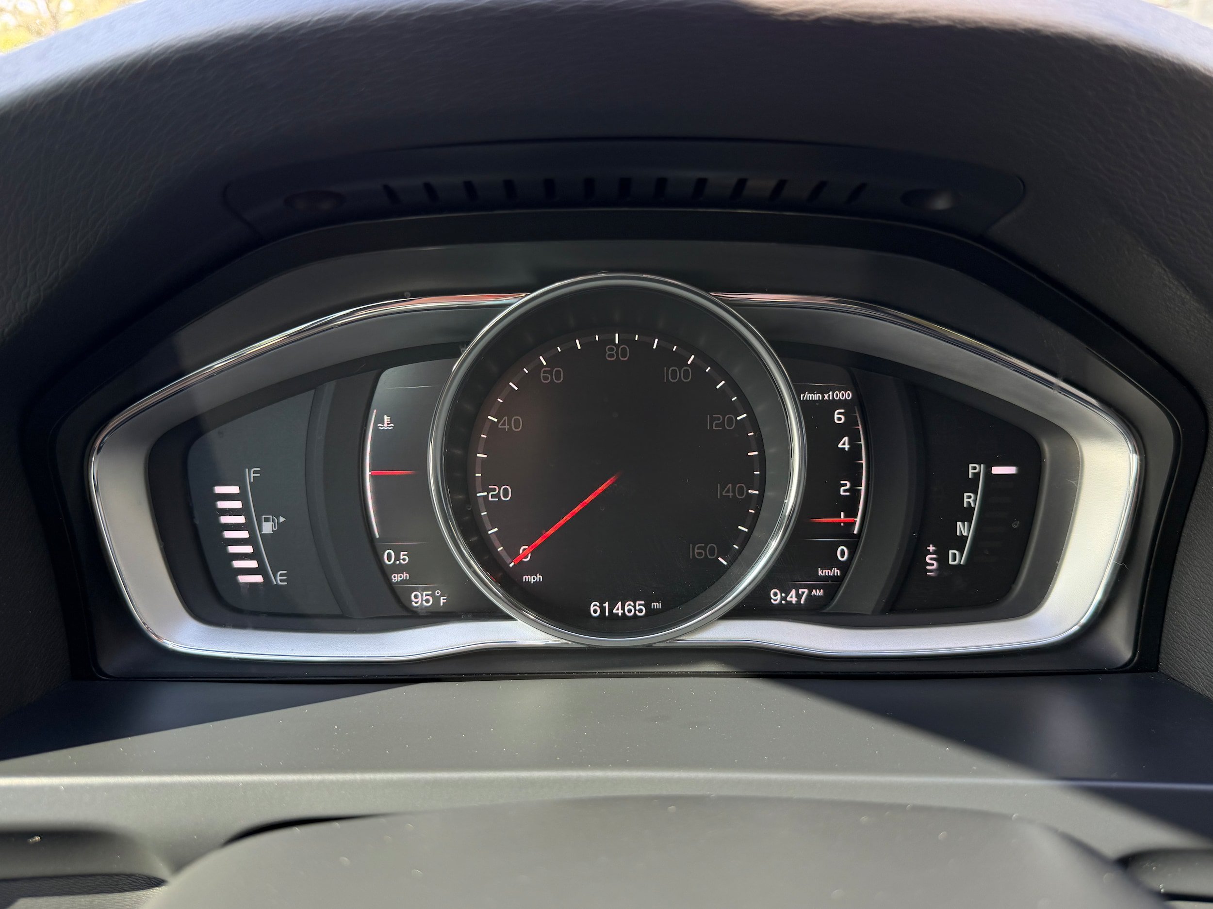 Used 2018 Volvo S60 T5 Dynamic w/ Vision Package FWD image 16
