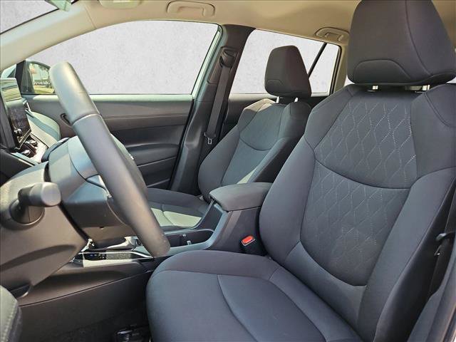 Used 2024 Toyota Corolla Cross LE FWD image 16