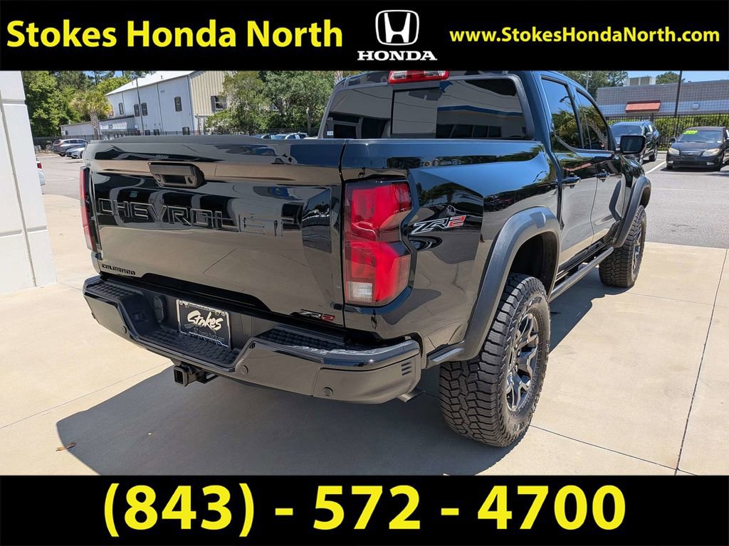 Used 2026 Chevrolet Colorado ZR2 w/ Technology Package AWD/4WD image 3