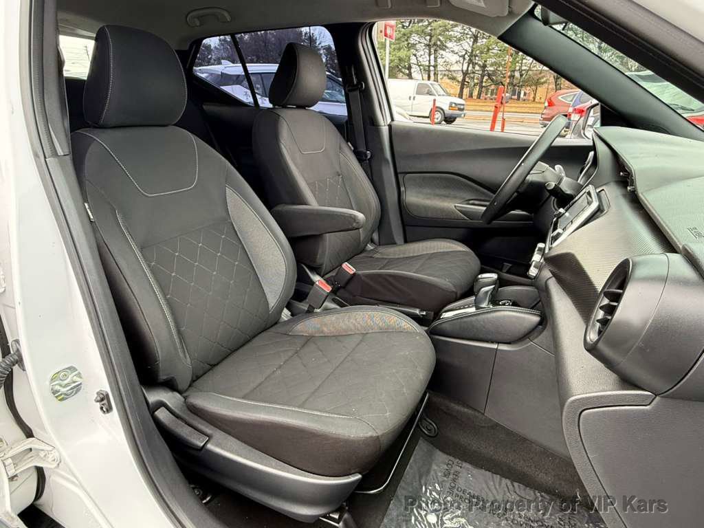 Used 2019 Nissan Kicks S FWD image 16