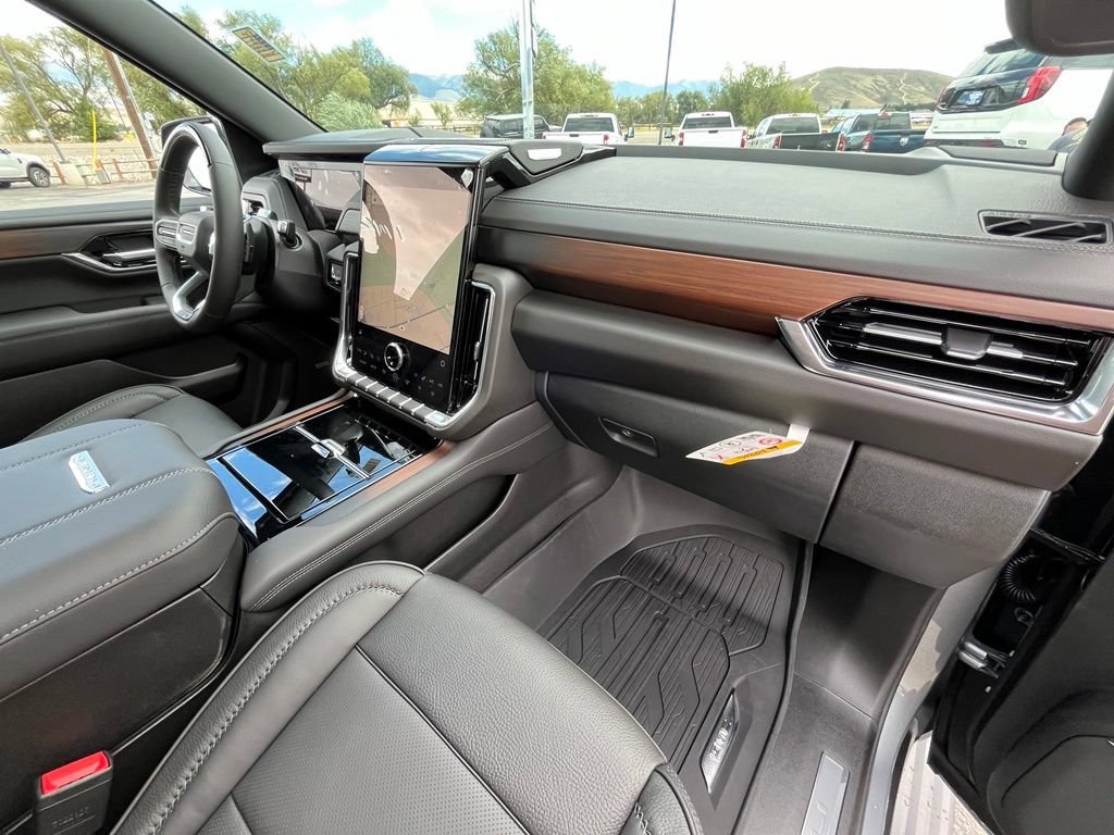 New 2026 GMC Yukon XL Denali w/ Denali Reserve Package AWD/4WD image 21