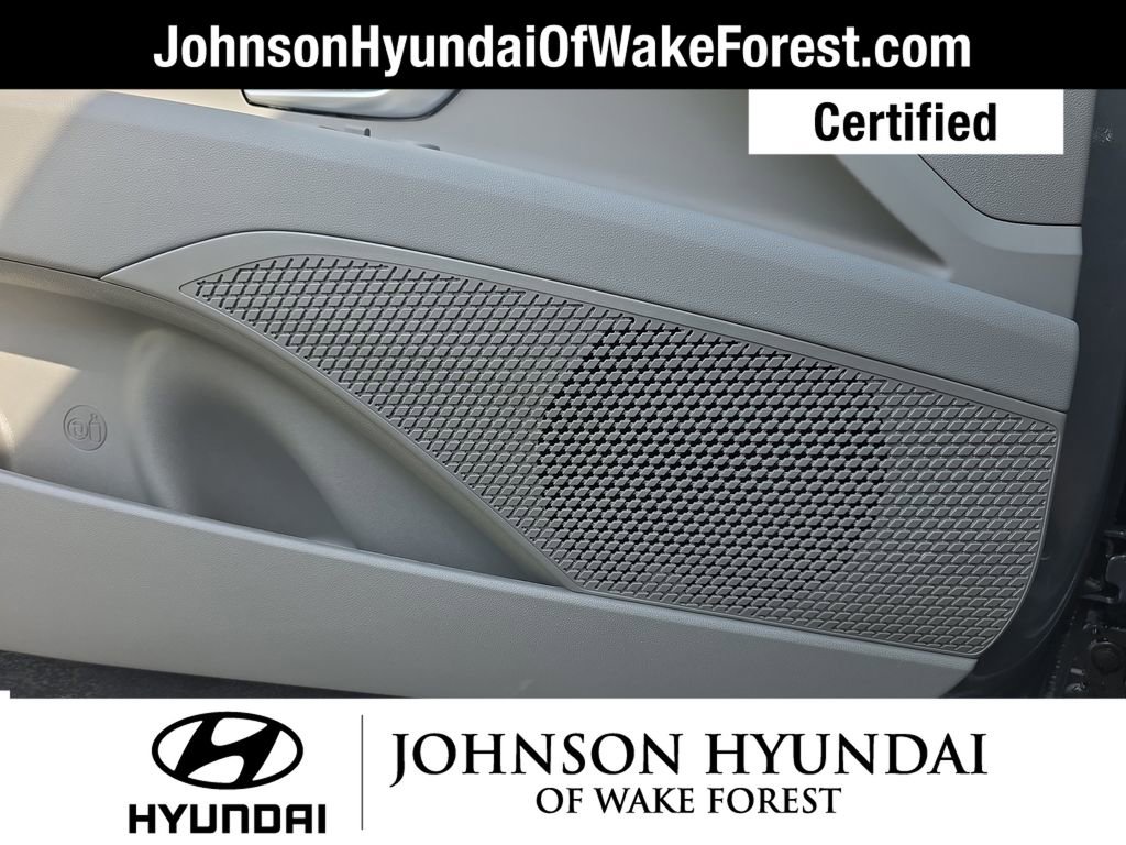 Certified 2025 Hyundai Elantra SE image 36