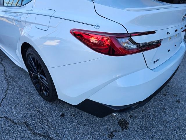 Used 2026 Toyota Camry SE image 13