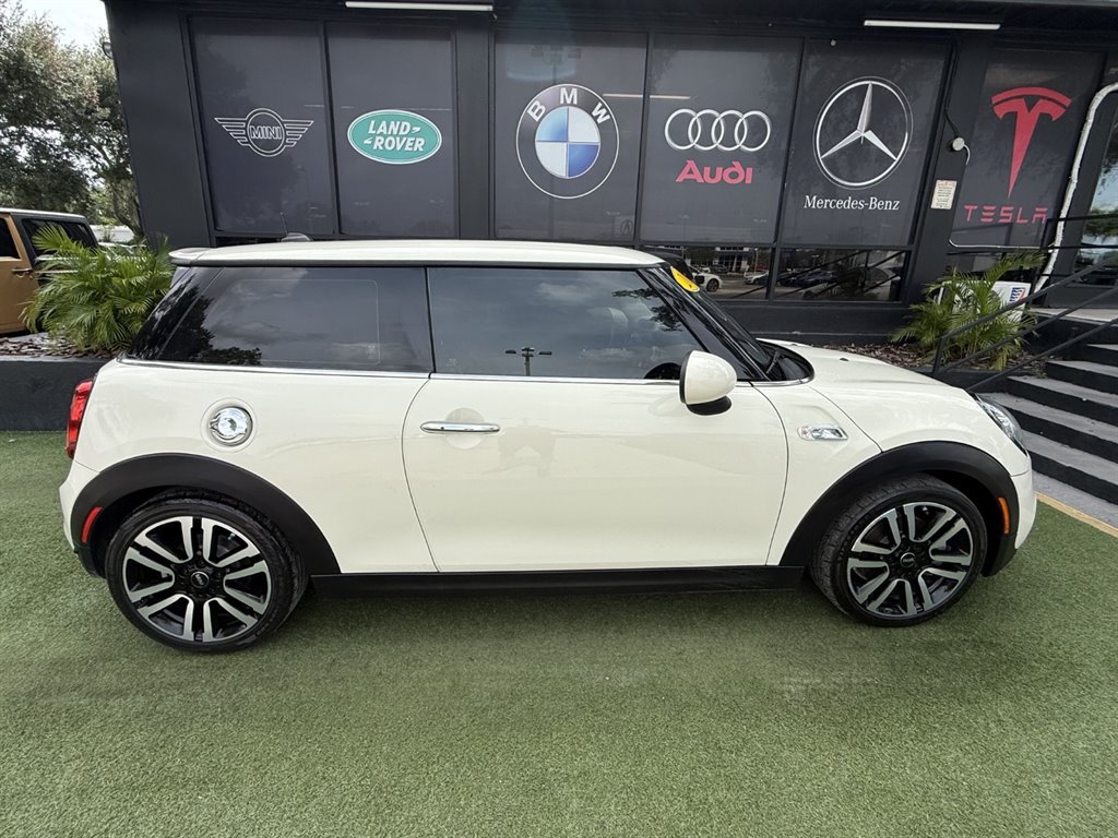 Used 2019 MINI Cooper S FWD image 7
