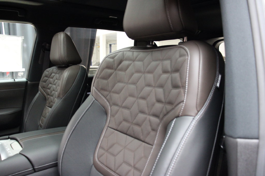 New 2026 Nissan Armada Platinum w/ Convenience Package RWD image 25