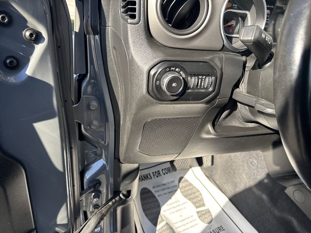 Used 2021 Jeep Wrangler Willys image 15