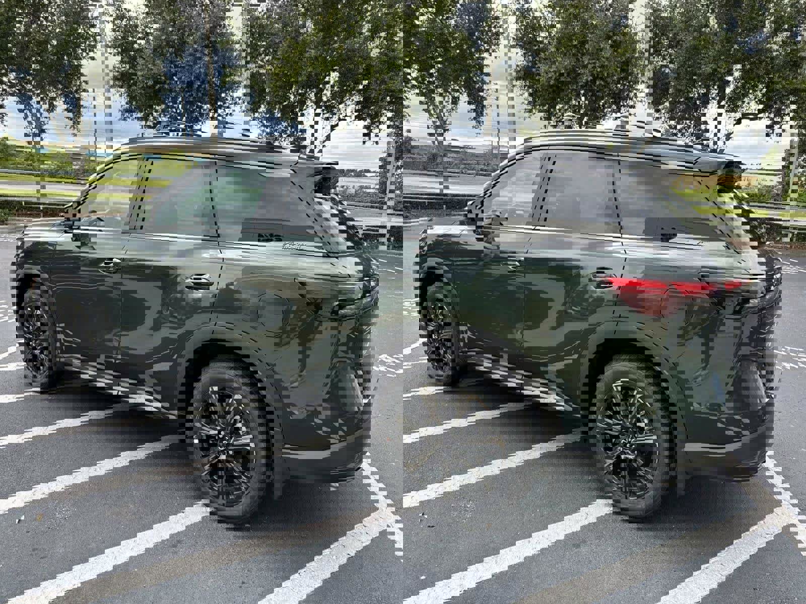 New 2026 INFINITI QX60 Autograph w/ Dark Cargo Package image 5