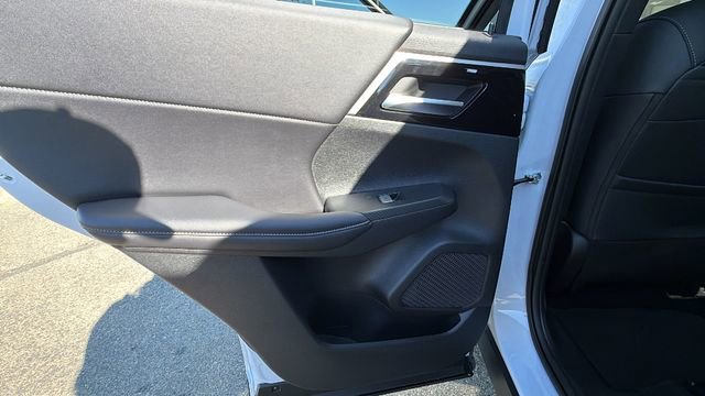 New 2026 Nissan Rogue SL image 15