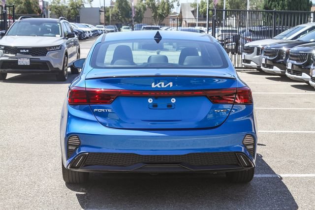 Certified 2023 Kia Forte GT-Line FWD image 9